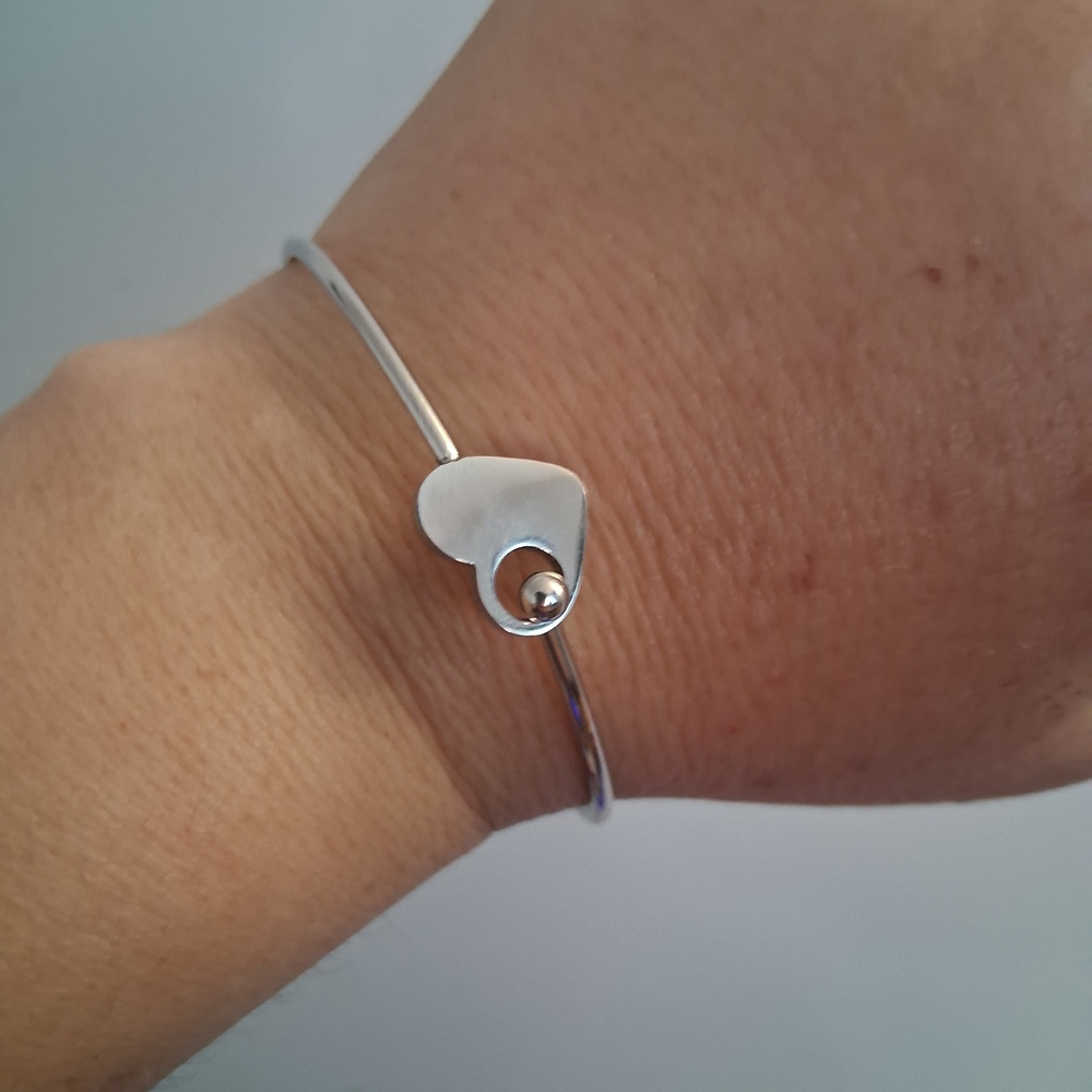 Pandora S925 Heart CUFF STYLE Braclet (No Charms) Coming Soon
